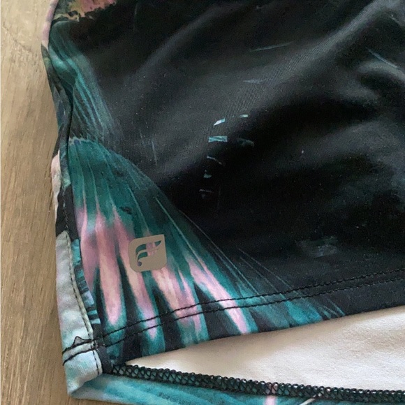 Fabletics Racerback Sports Bra - Picture 3 of 3